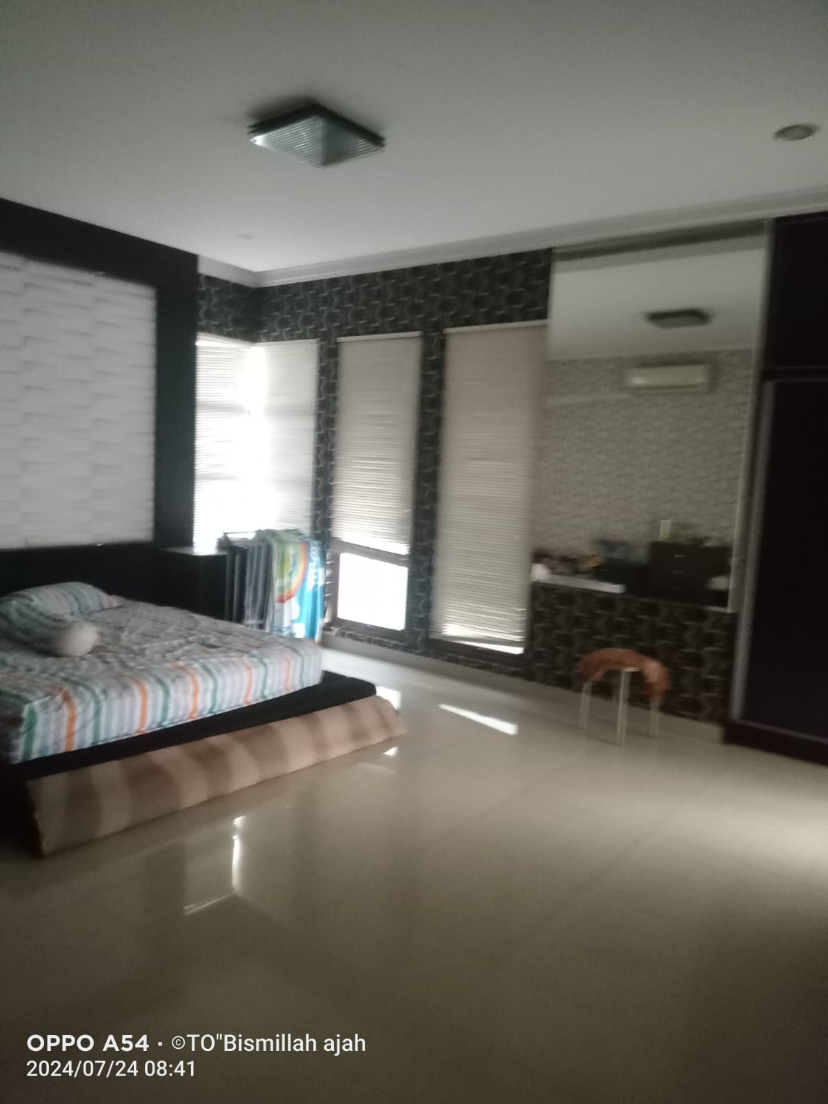 DIjual Rumah Full Furnish di West Esplenade Grand Wisata